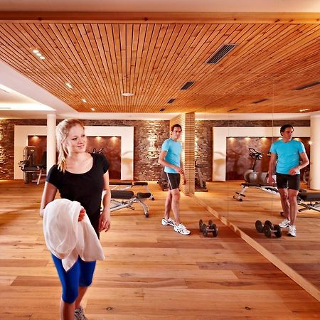 Hotel Berghof Crystal Spa & Sports Tux Exterior photo