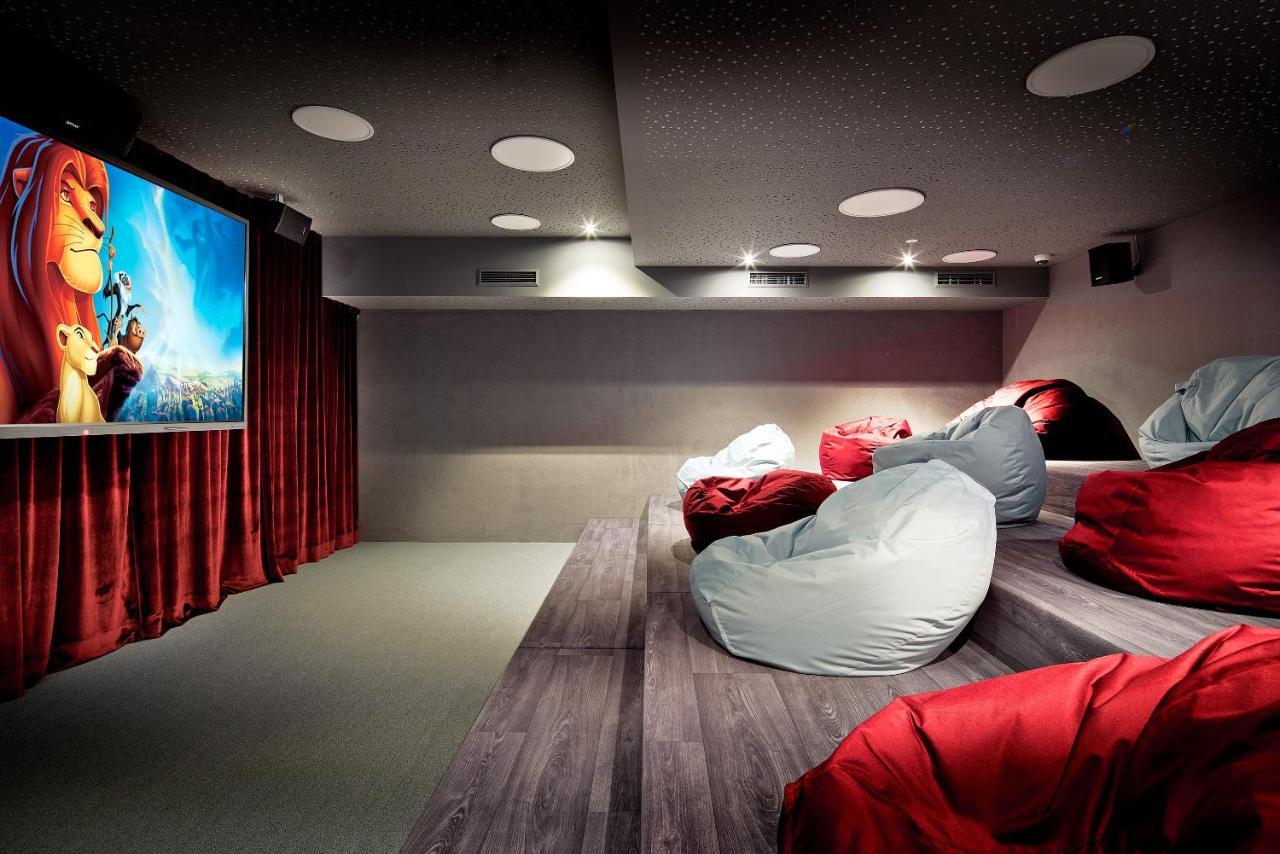 Hotel Berghof Crystal Spa & Sports Tux Exterior photo