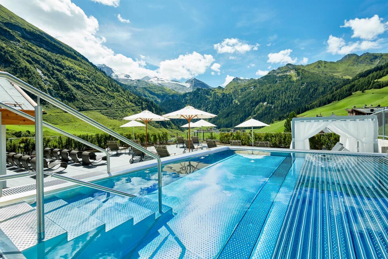 Hotel Berghof Crystal Spa & Sports Tux Exterior photo
