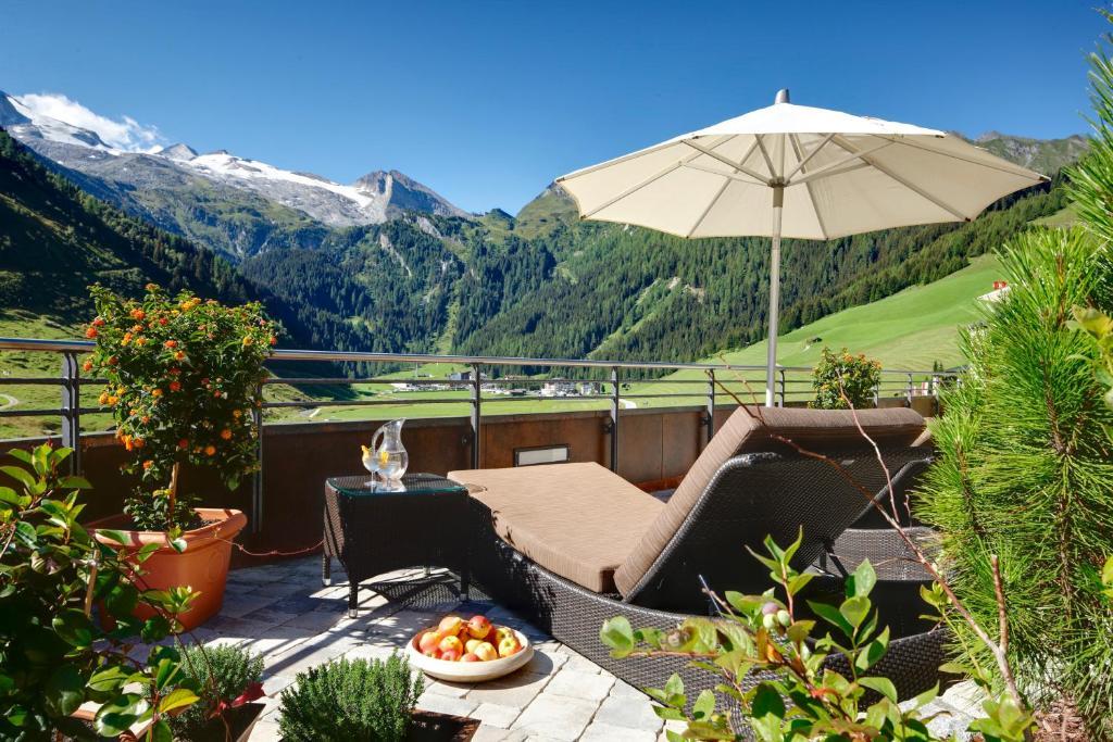 Hotel Berghof Crystal Spa & Sports Tux Exterior photo